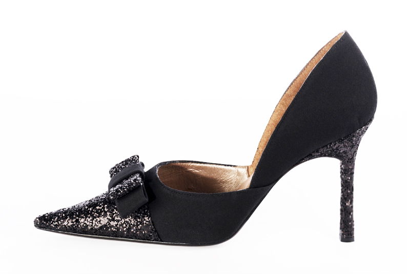 Gloss black women's open arch dress pumps. Pointed toe. Very high slim heel. Profile view - Florence KOOIJMAN